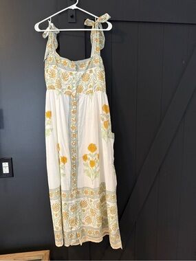 Juliet Dunn White Maxi Dress with Orange and Green Floral Print